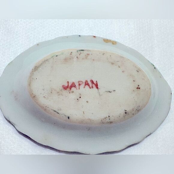 RARE & VINTAGE Japan Porcelain Trinket Dish – A Collectible Gem of Elegance - Picture 6 of 7